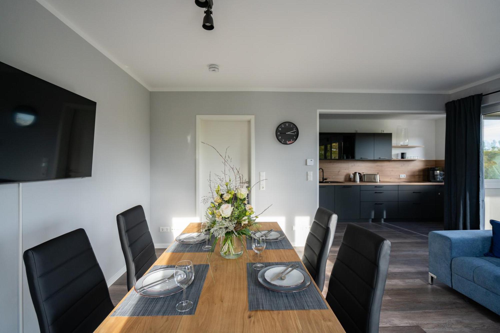 Cozy City Dream Apartment Mit Terrasse Und Parkplatz - 90M² Dresden Buitenkant foto