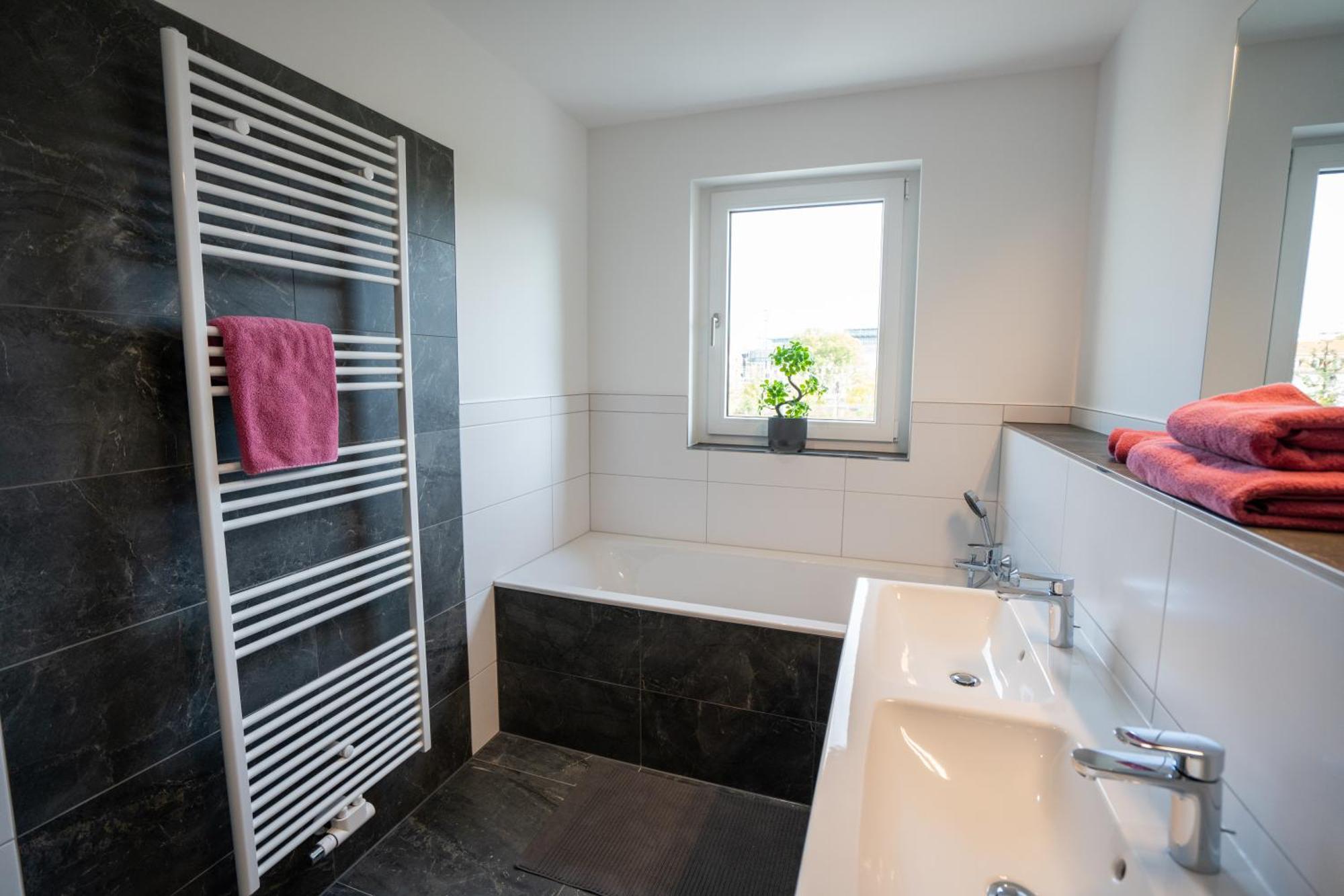 Cozy City Dream Apartment Mit Terrasse Und Parkplatz - 90M² Dresden Buitenkant foto