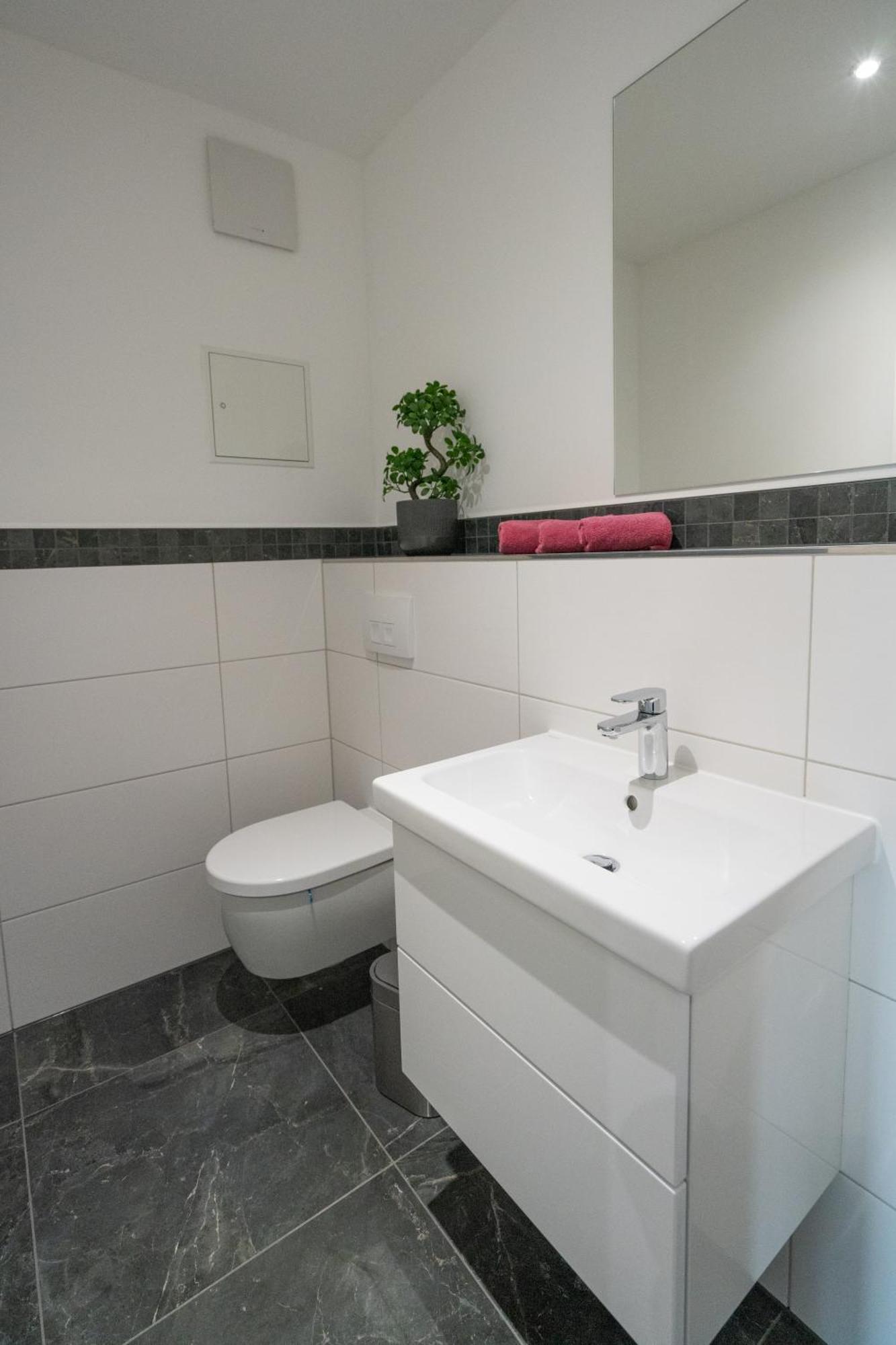 Cozy City Dream Apartment Mit Terrasse Und Parkplatz - 90M² Dresden Buitenkant foto